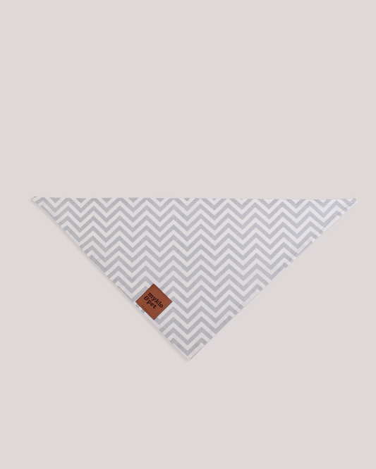 BANDANA PARA MASCOTA CHEVRON GRIS